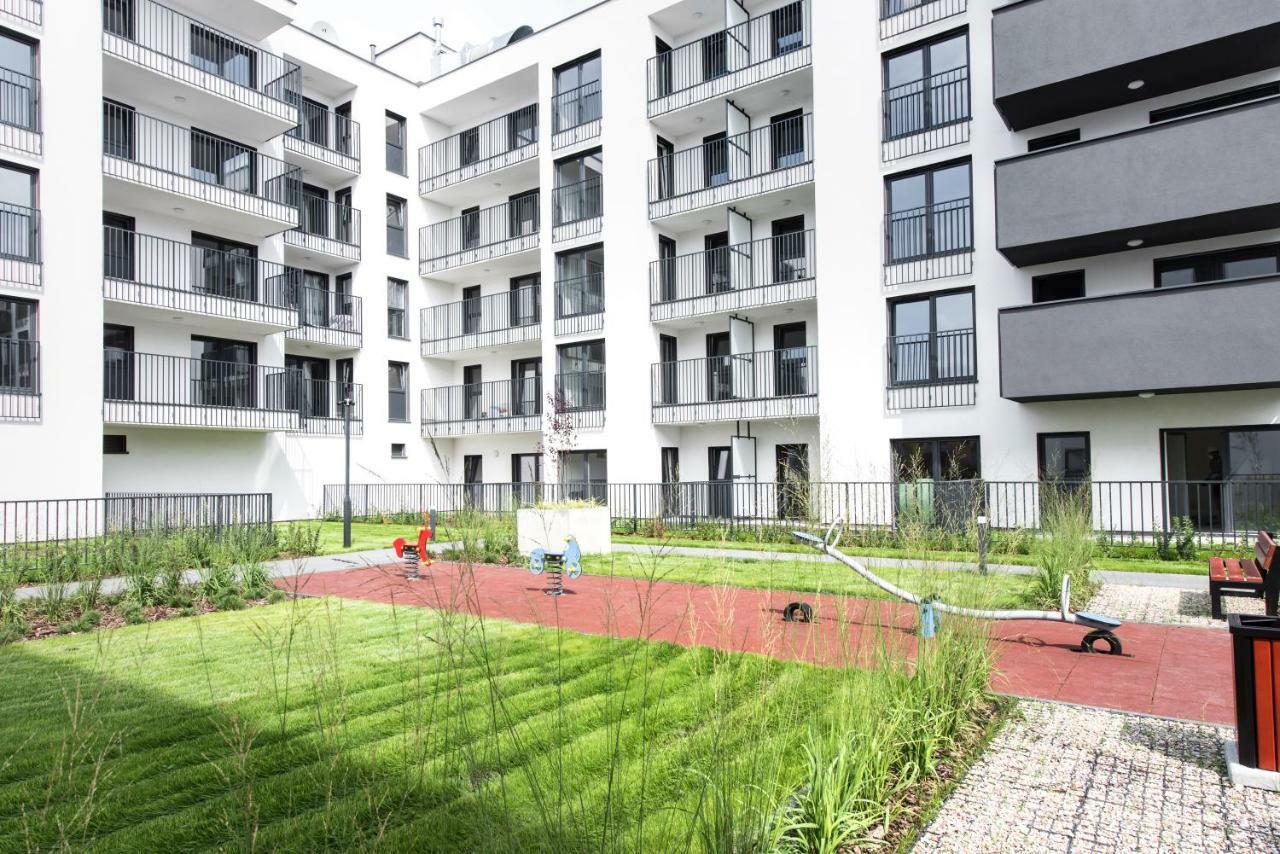 Superapart Augustowka 73 "Sleek 1Br Home With Balcony & Pet-Friendly" Варшава Екстер'єр фото